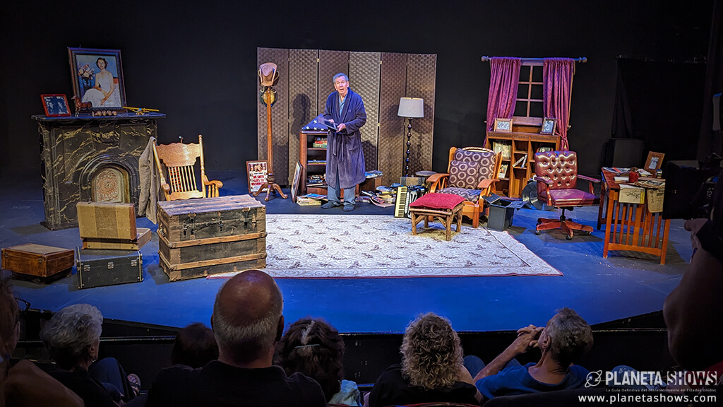 On_Stage_the_actor_Steve_Nevil_in_the_play_The_Return_of_Jimmy Stewart_1