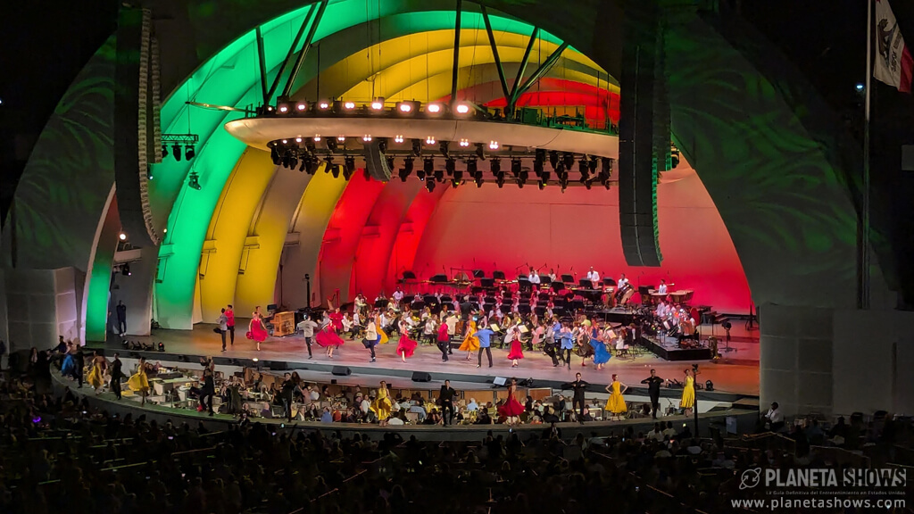Ballet Folklórico de México de Amalia Hernández and the LA Philharmonic at the Hollywood Bowl